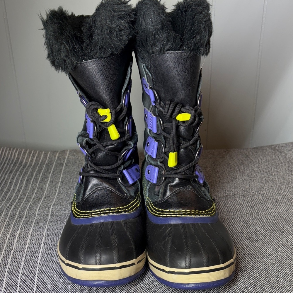 Sorel Kids' Black and Purple Winter Boots - Picture 4 of 10